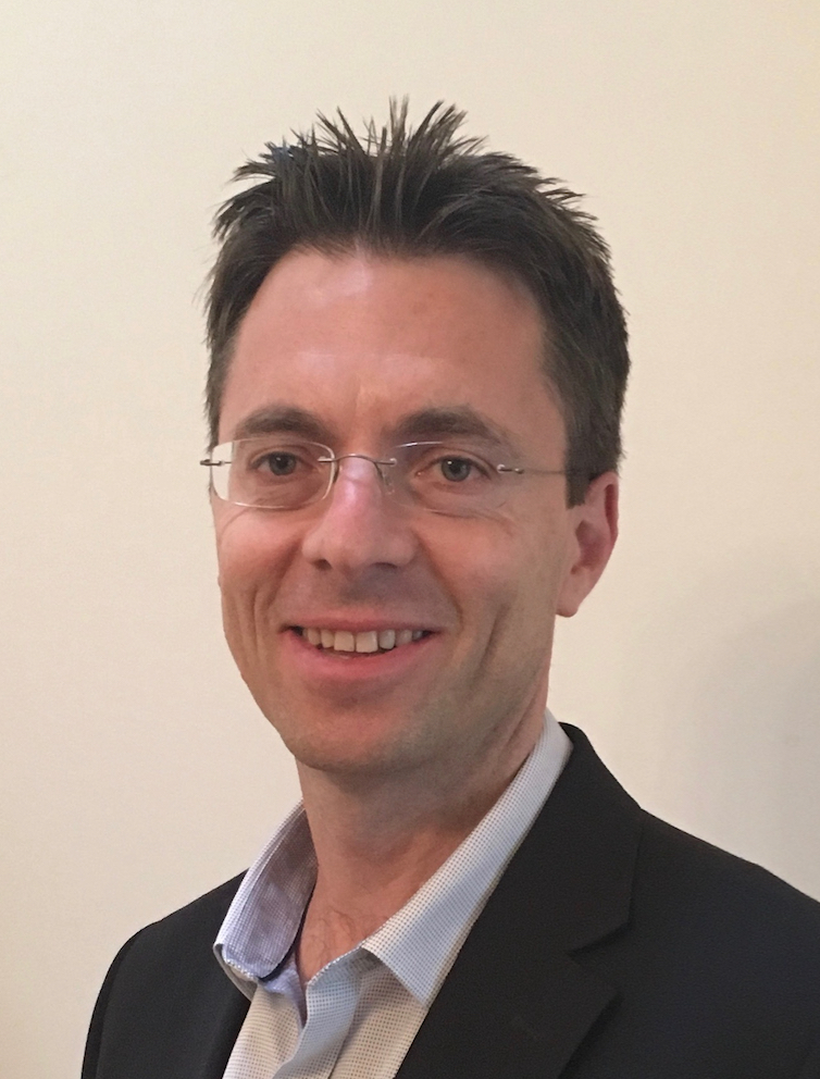 Mr Randall Moshinsky