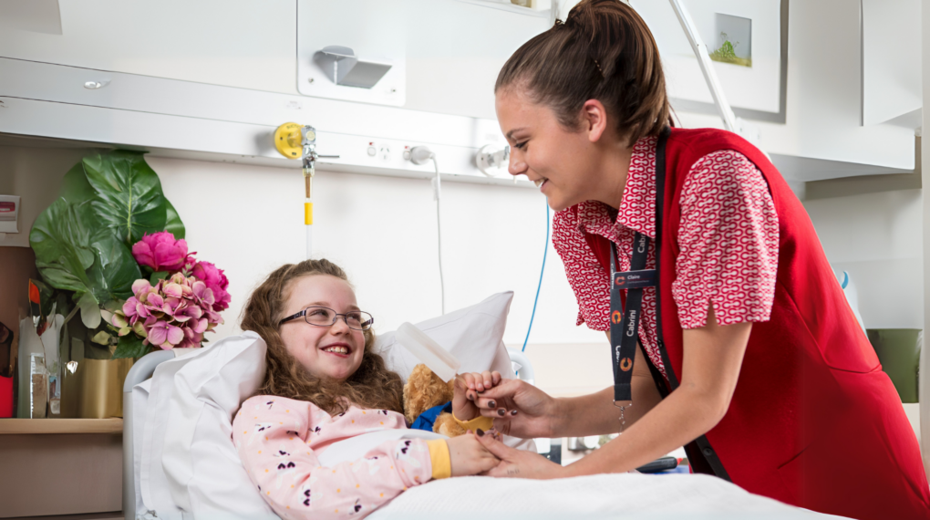Tonsils - paediatrics female patient and nurse